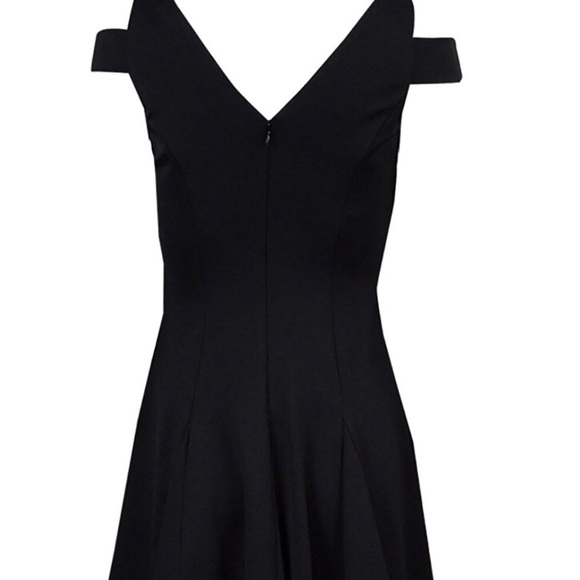 NEW Lauren Ralph Lauren Cold Shoulder Black Dress - Picture 3 of 5